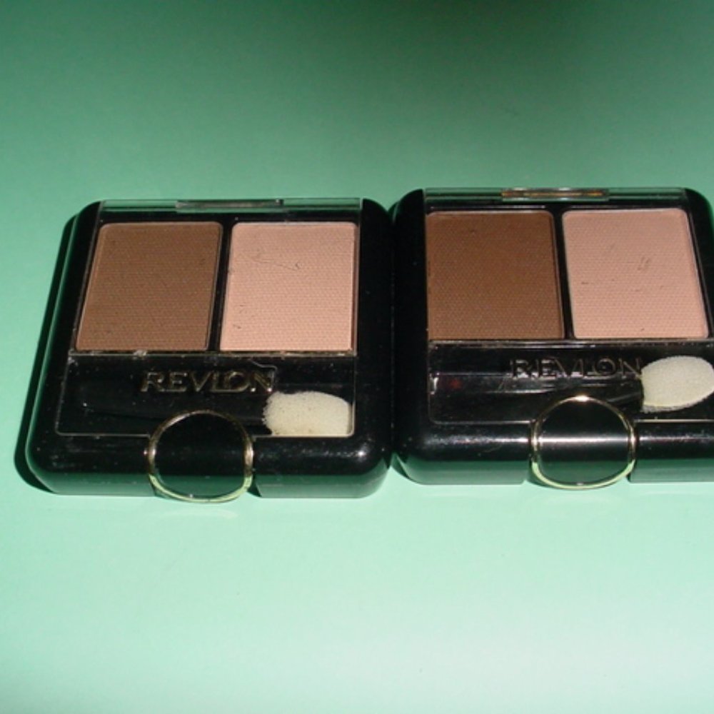 REVLON New Wet/Dry Eye Duo FLESHTONE x2